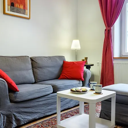 Central Apartments By Tyzenhauz-3